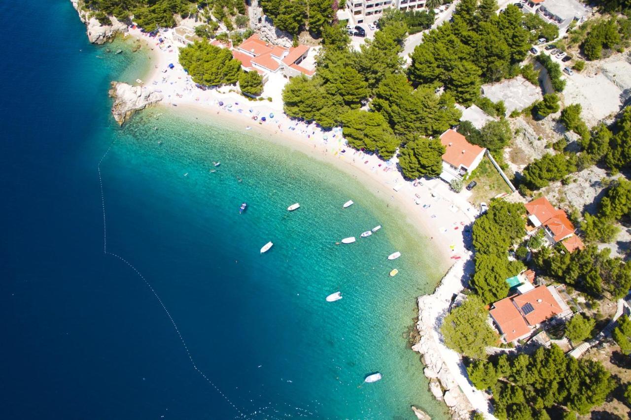 Apartments By The Sea Brela, Makarska - 6688 Exterior foto