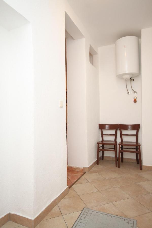 Apartments By The Sea Brela, Makarska - 6688 Exterior foto