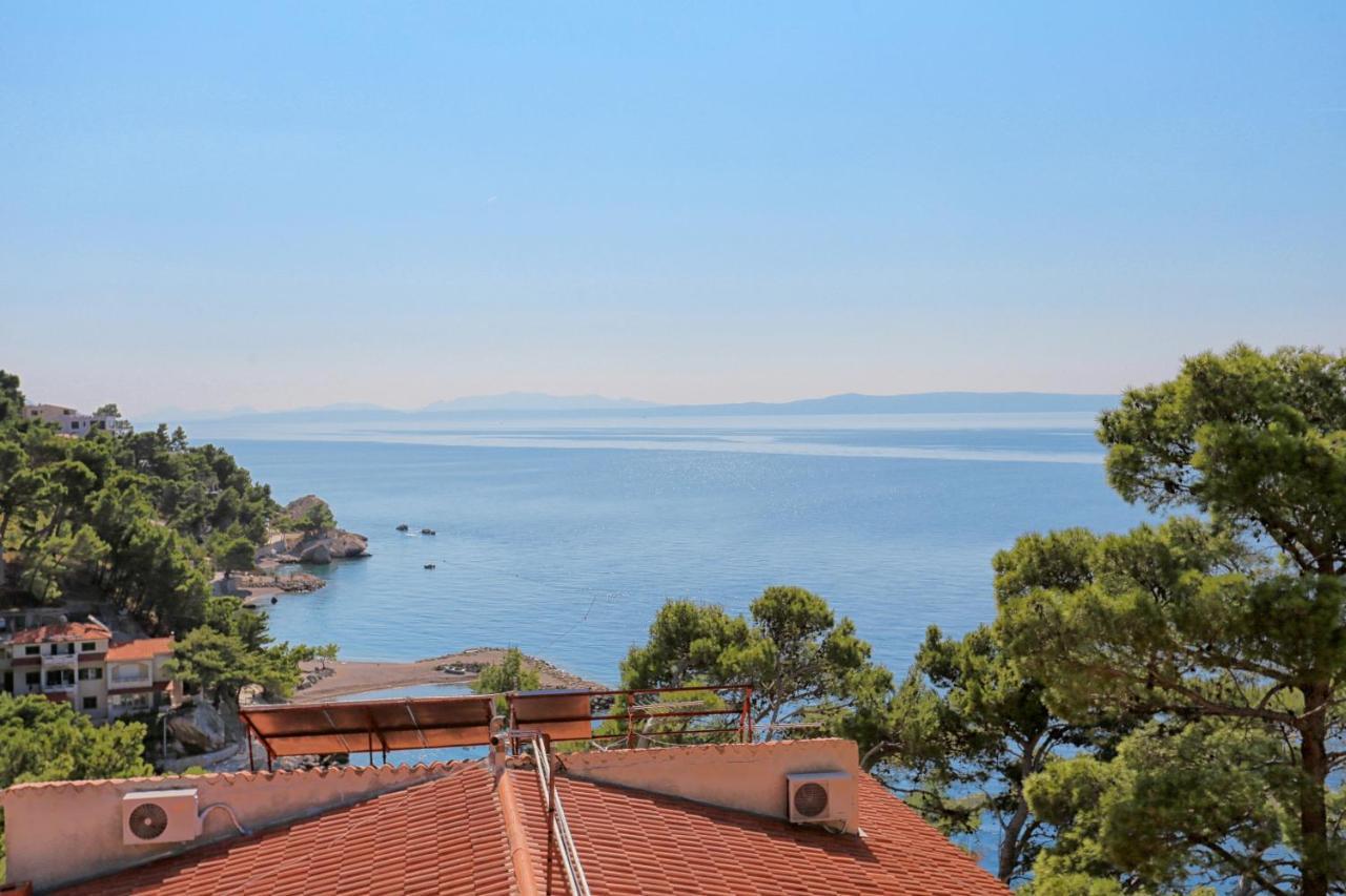 Apartments By The Sea Brela, Makarska - 6688 Exterior foto