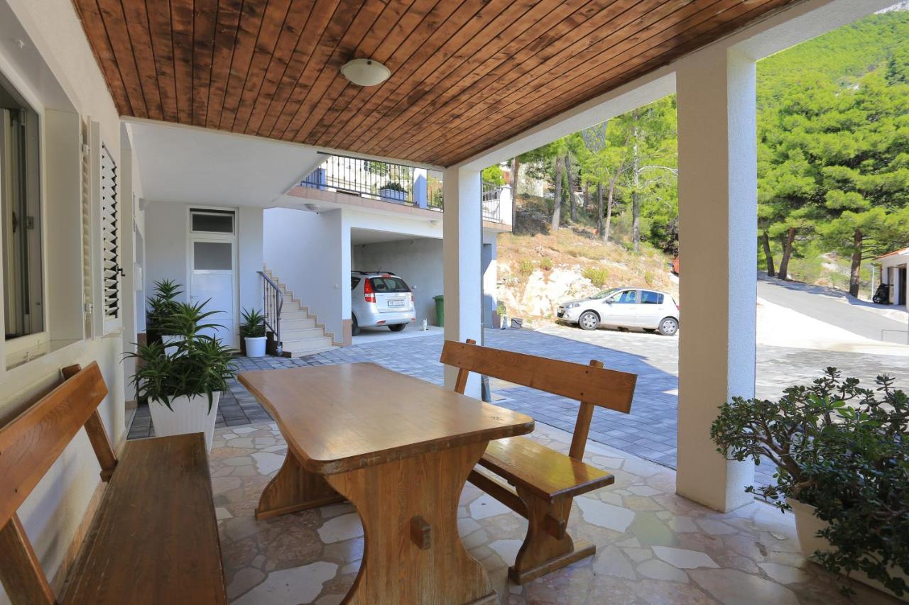 Apartments By The Sea Brela, Makarska - 6688 Exterior foto
