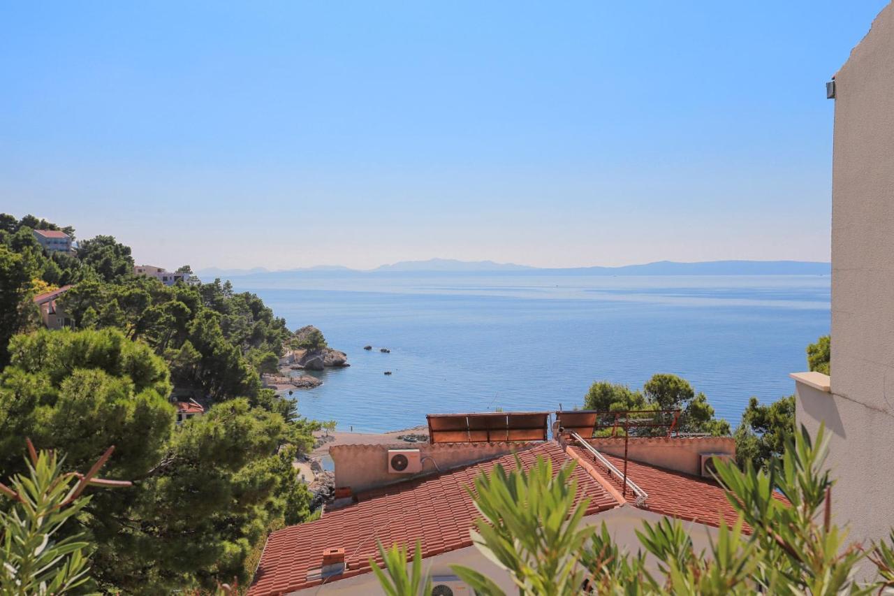 Apartments By The Sea Brela, Makarska - 6688 Exterior foto