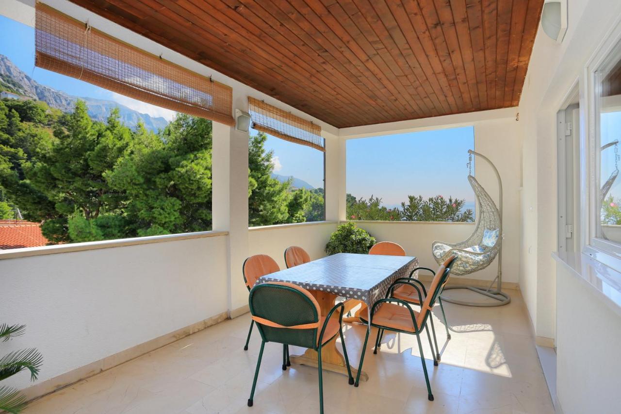 Apartments By The Sea Brela, Makarska - 6688 Exterior foto