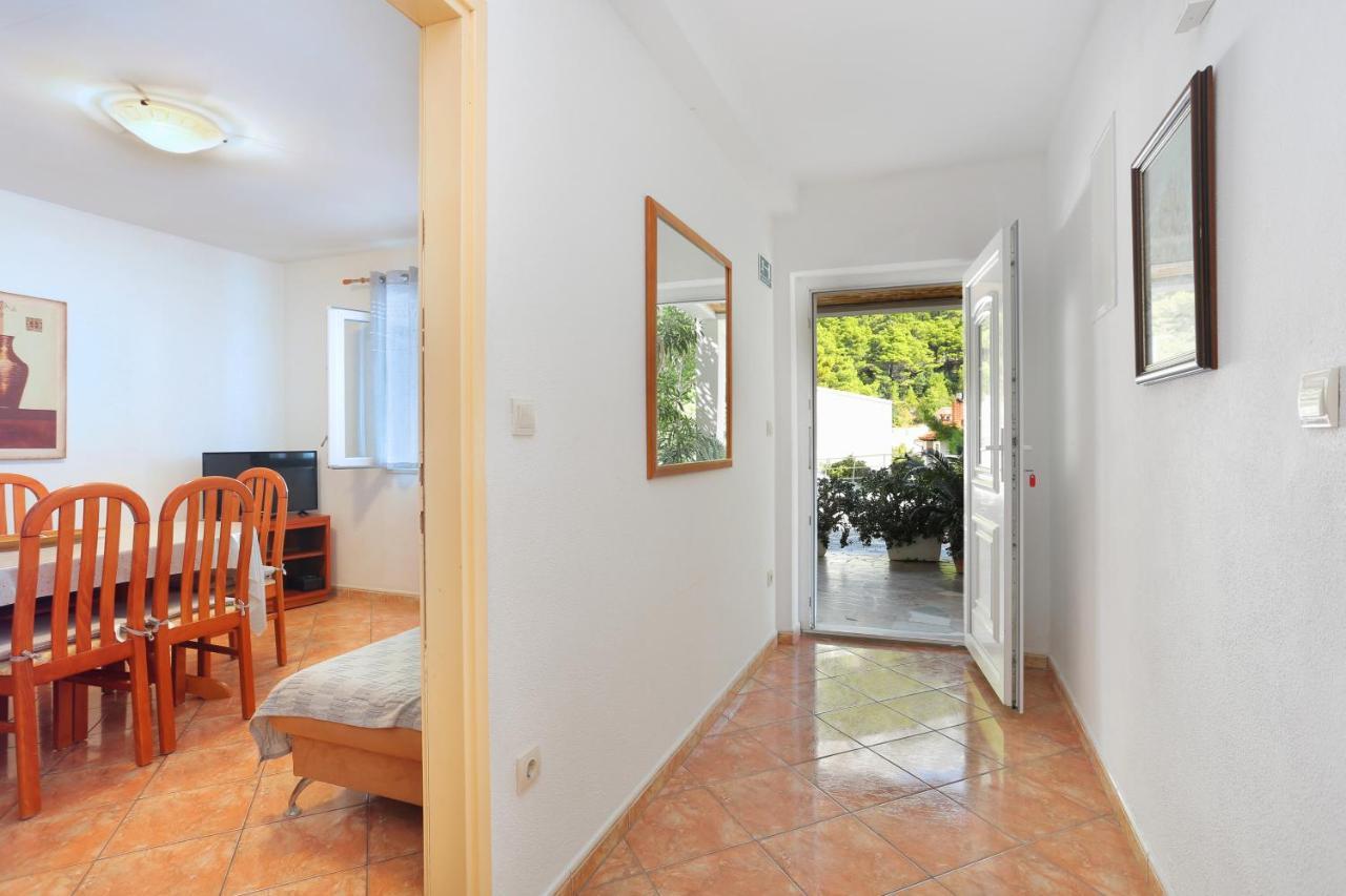 Apartments By The Sea Brela, Makarska - 6688 Exterior foto
