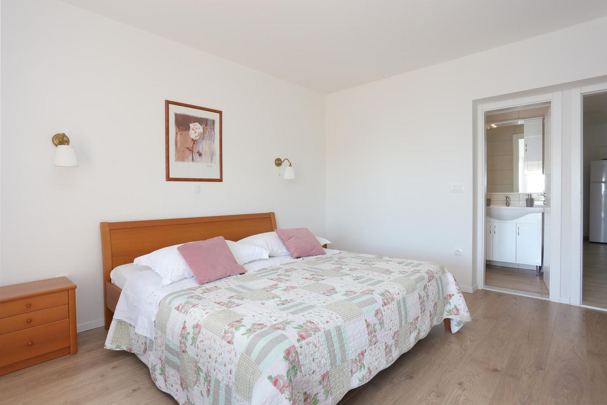 Apartments By The Sea Brela, Makarska - 6688 Zimmer foto